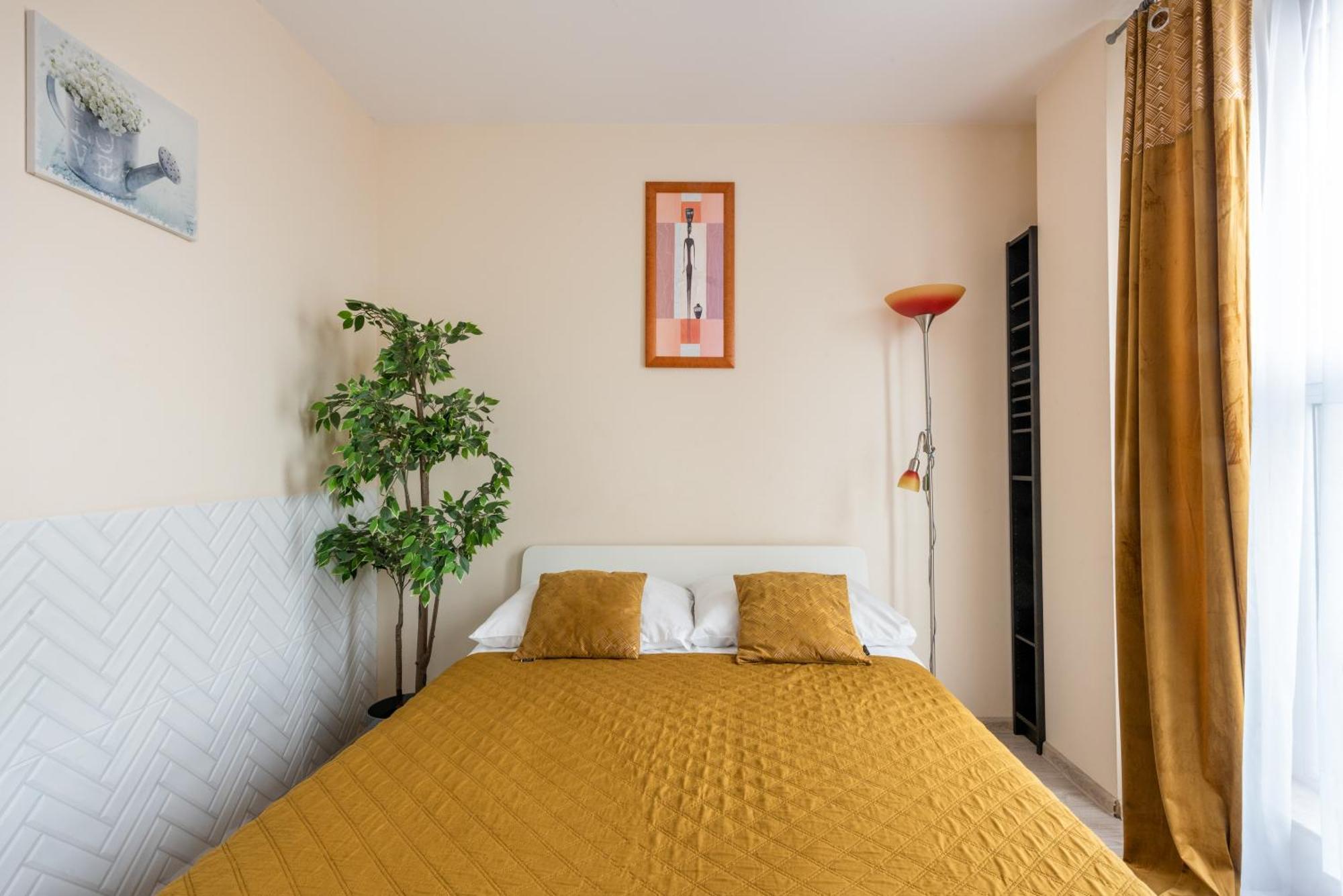 Cozy Modern Apartment Astoria Magic Orange Old Town Krasków Exterior foto